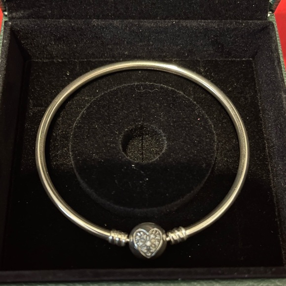 Pandora bracelet, Heart of Winter , Ltd Edition - Picture 2 of 6